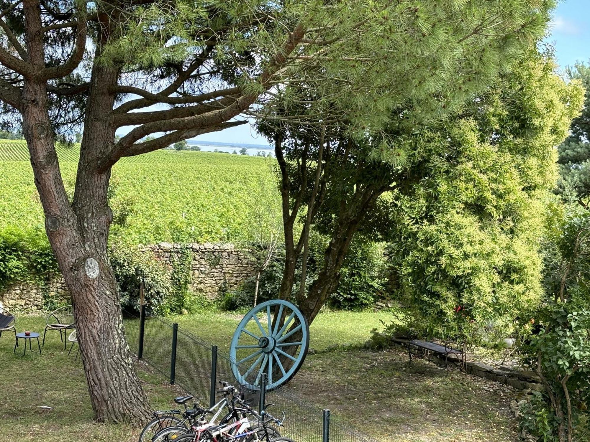 Maison Jeroboam Hotel Saint-Estèphe Eksteriør billede